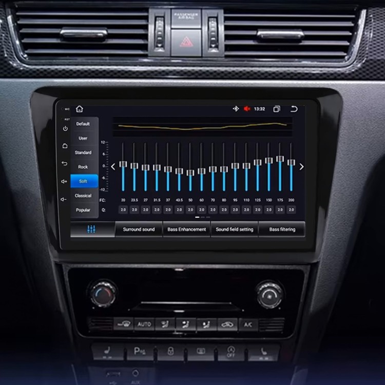 1-skoda-rapid-smart-radio-car.jpg